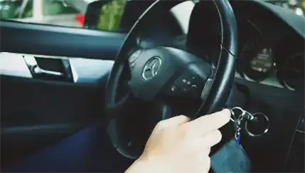 conducteur-au-volant